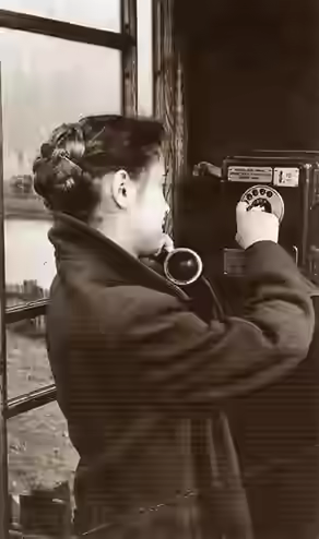 Аудиокнига И все слова слились в одно: Алло! Алло! — слушать онлайн бесплатно